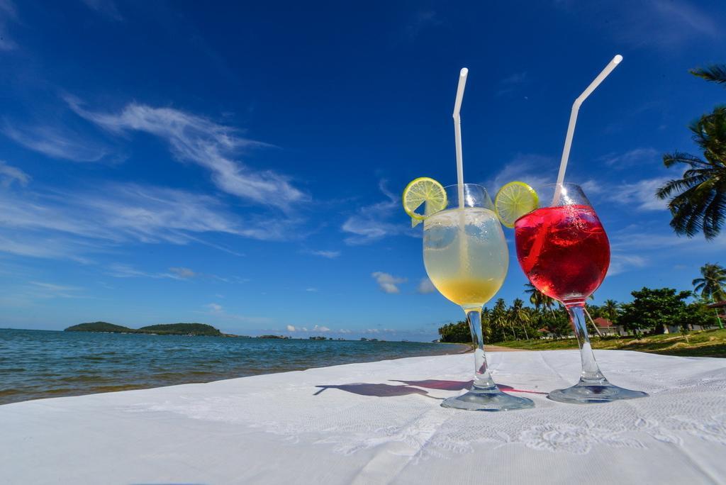 Star Light Beach Resort And Restaurant ชุมพร ภายนอก รูปภาพ